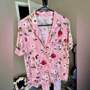 Flora Women's Pink Floral Pajama Set